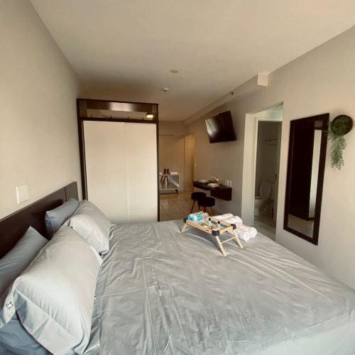 Luna Studios 12